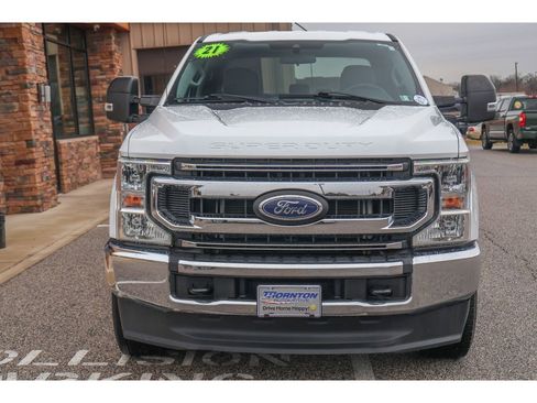Used 2021 Ford F250 XLT image 8