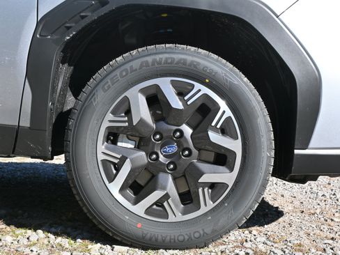 New 2026 Subaru Forester Premium AWD/4WD image 13