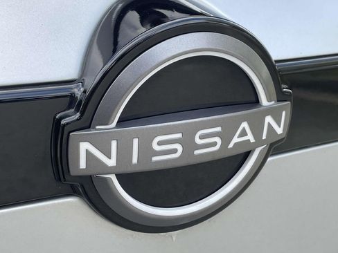 Used 2024 Nissan Pathfinder S image 8