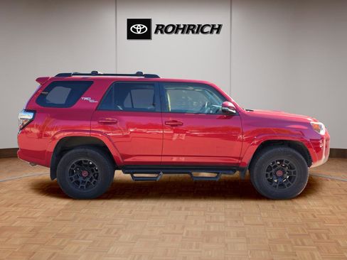 Used 2022 Toyota 4Runner TRD Off-Road Premium image 6