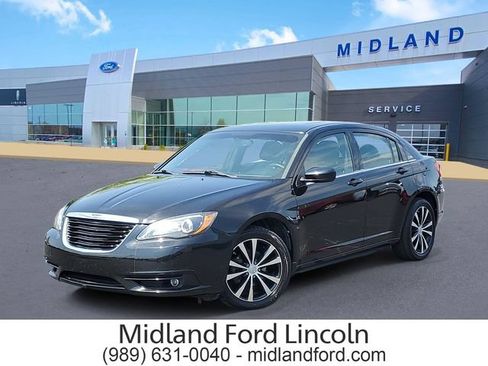 Used 2013 Chrysler 200 Limited w/ Sun/Sound Group FWD image 1