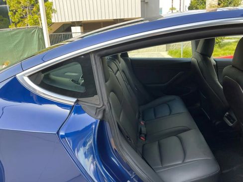 Used 2020 Tesla Model 3 Long Range AWD/4WD image 24