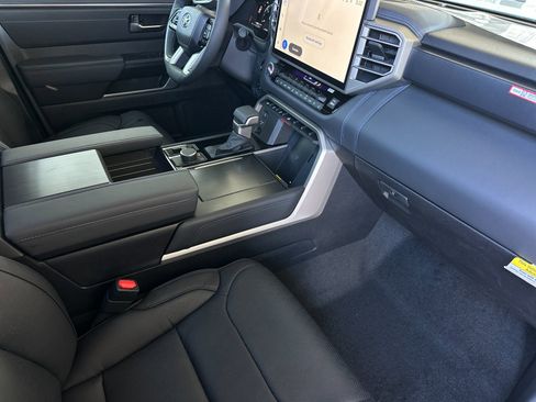 New 2026 Toyota Sequoia Platinum AWD/4WD image 16