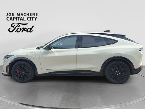 Used 2025 Ford Mustang Mach-E Premium w/ Sport Appearance Package AWD/4WD image 8