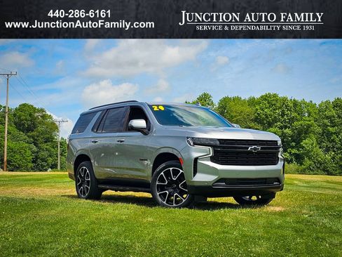 Used 2024 Chevrolet Tahoe RST w/ Luxury Package AWD/4WD image 1