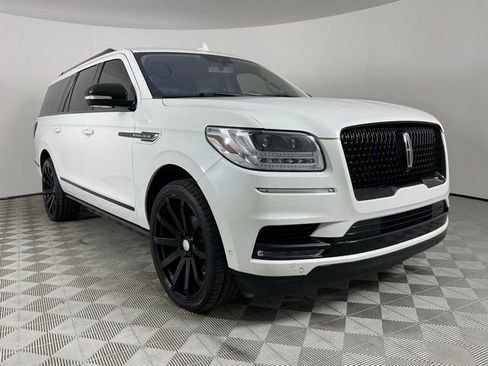 Used 2020 Lincoln Navigator L Reserve w/ Luxury Package AWD/4WD image 12