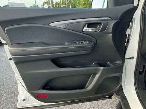 Used 2021 Honda Ridgeline Sport image 22