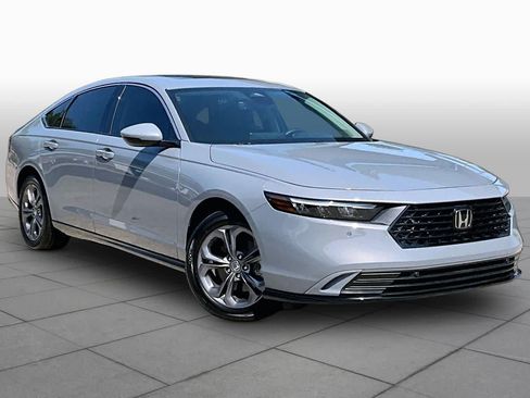 Used 2025 Honda Accord EX-L image 3