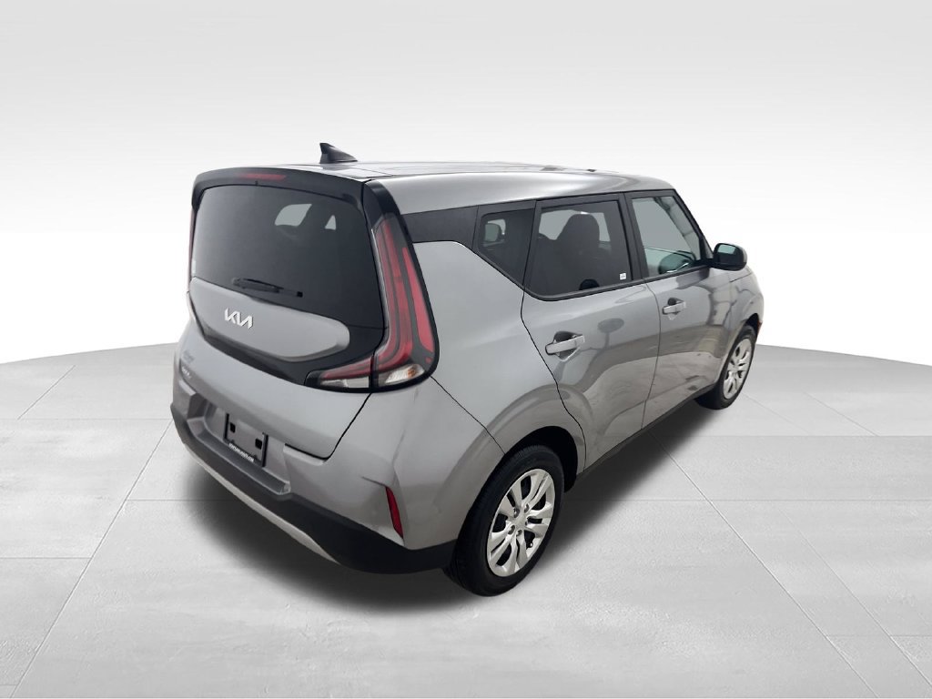 Certified 2025 Kia Soul LX FWD image 5