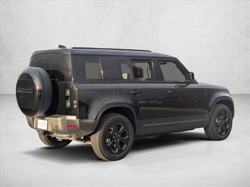 Used 2026 Land Rover Defender 110 S AWD/4WD image 2
