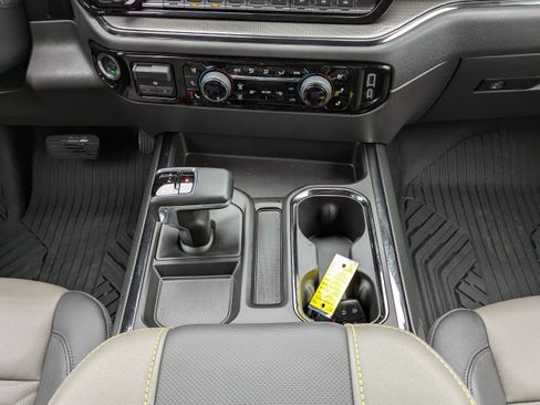 Used 2024 Chevrolet Silverado 1500 ZR2 w/ ZR2 Bison Edition image 21