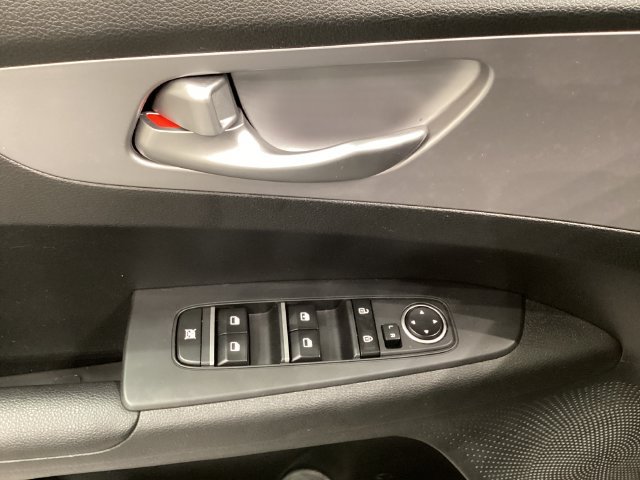 Used 2023 Kia Forte LXS FWD image 26