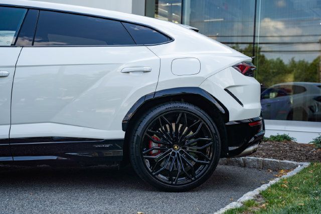 Used 2025 Lamborghini Urus SE AWD/4WD image 11
