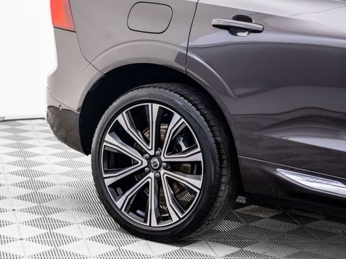 Used 2023 Volvo XC60 T8 Ultimate image 32