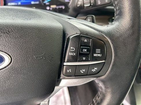 Used 2020 Ford Explorer Limited image 18