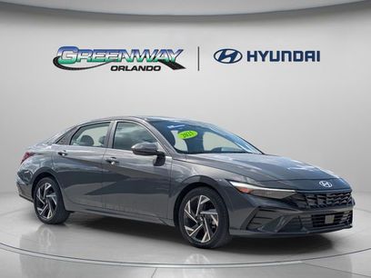 Certified 2025 Hyundai Elantra SEL