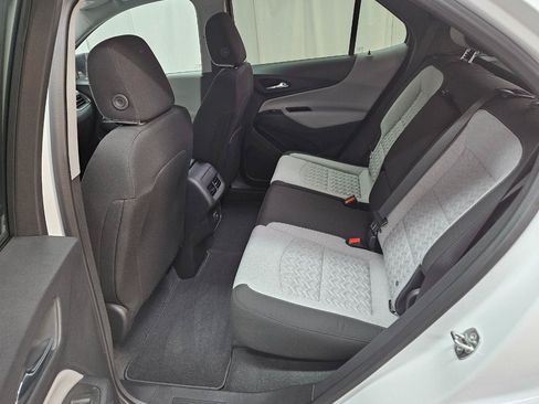 Used 2024 Chevrolet Equinox LS w/ LS Convenience Package FWD image 16