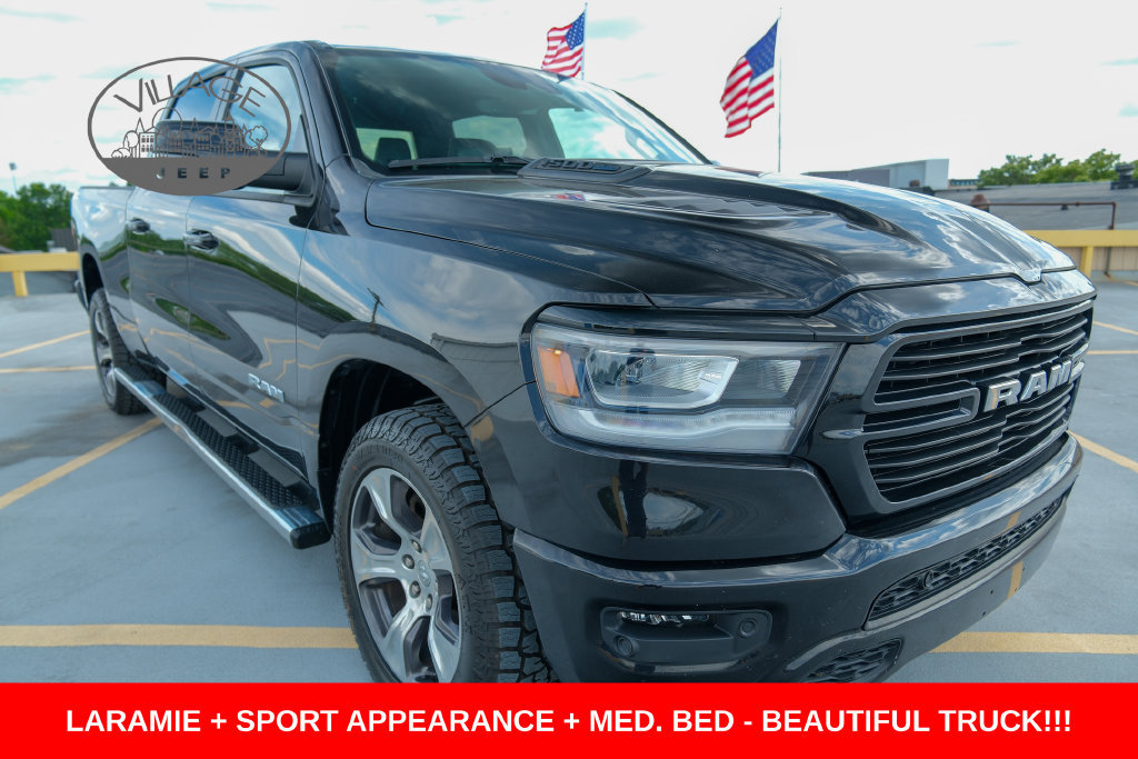 Used 2023 RAM 1500 Laramie AWD/4WD image 4