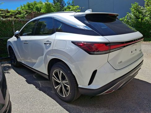 Used 2024 Lexus RX 350 Premium w/ Accessory Package (Z1) AWD/4WD image 2