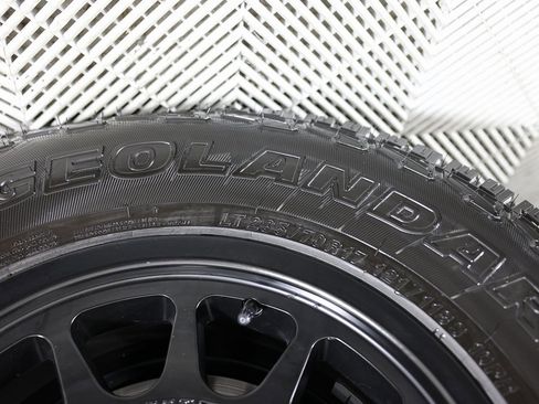 Used 2025 Lexus GX 550 image 48