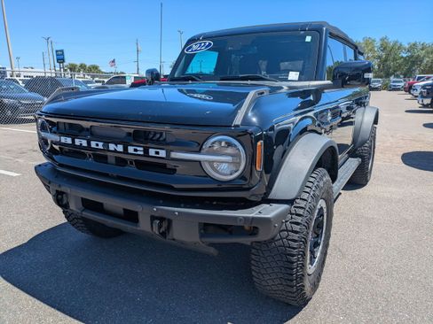 Used 2022 Ford Bronco Outer Banks w/ Sasquatch Package AWD/4WD image 8