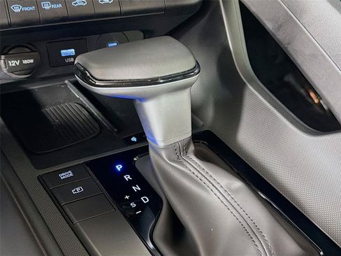 Certified 2026 Hyundai Elantra Sport FWD image 17