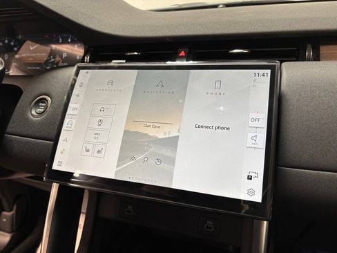 New 2025 Land Rover Discovery Sport S image 16