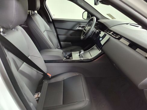 New 2026 Land Rover Range Rover Velar S image 19