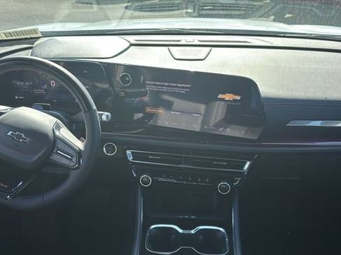 New 2026 Chevrolet Traverse RS w/ LPO, Floor Liner Package image 24