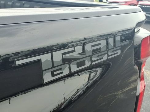 Used 2025 Chevrolet Silverado 2500 LTZ w/ LTZ Plus Package AWD/4WD image 20