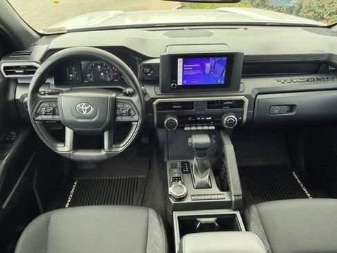 Certified 2024 Toyota Tacoma SR AWD/4WD image 9