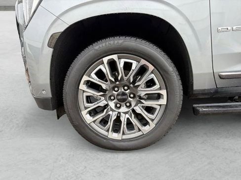 Certified 2023 GMC Yukon Denali Ultimate image 21
