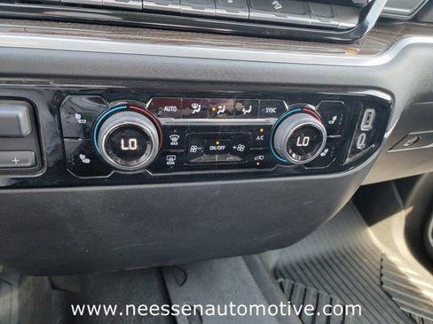 Used 2025 Chevrolet Silverado 2500 LT AWD/4WD image 32