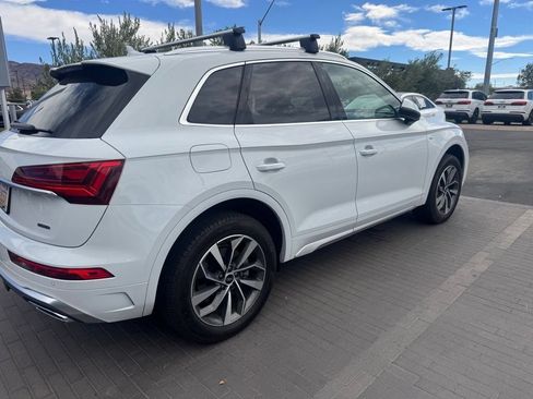 Used 2023 Audi Q5 2.0T Premium Plus w/ Premium Plus Package AWD/4WD image 3