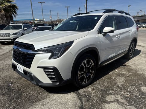 Certified 2023 Subaru Ascent Limited image 7
