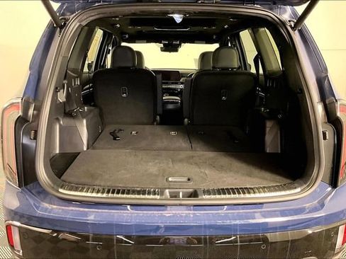 Certified 2025 Kia Telluride SX Prestige X-Line AWD/4WD image 30