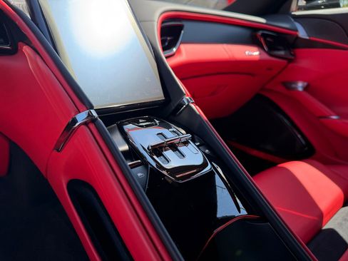 Used 2023 Ferrari Roma RWD image 31