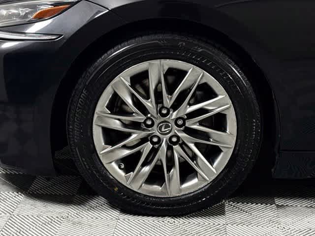 Used 2018 Lexus LS 500 AWD w/ Luxury Package image 13