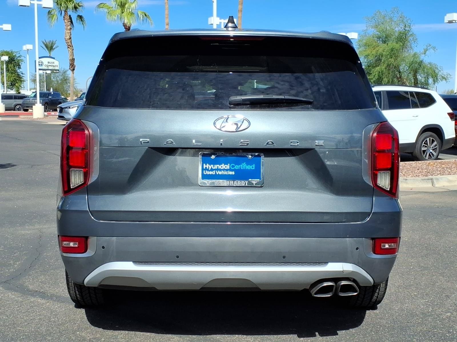 Certified 2022 Hyundai Palisade SEL w/ 8P Bench Seat Package FWD image 4