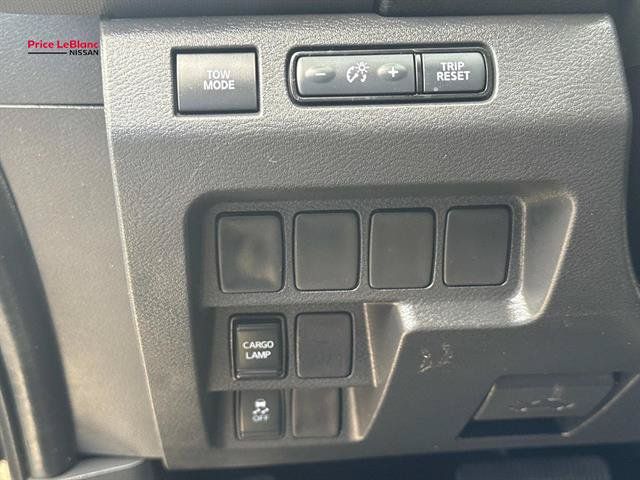 Used 2022 Nissan Frontier SV RWD image 19