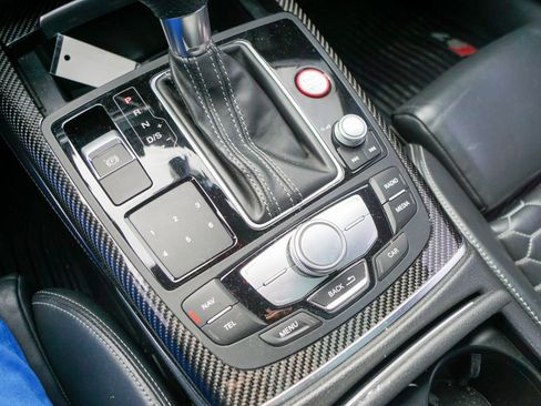 Used 2017 Audi RS 7 Prestige w/ Carbon-Optic Package image 27