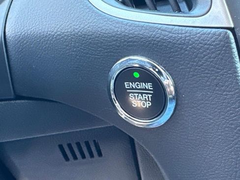 Used 2024 Ford Edge SEL AWD/4WD image 22