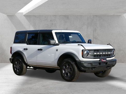 Certified 2025 Ford Bronco Big Bend image 1
