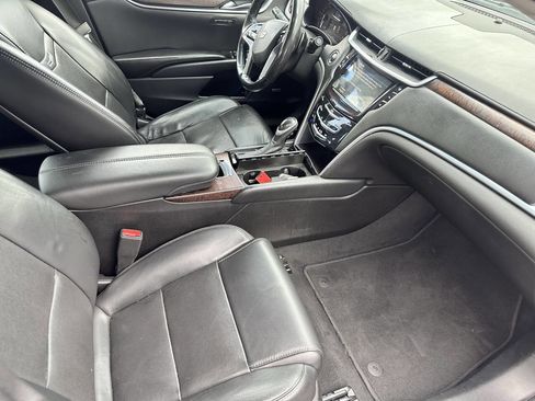 Used 2019 Cadillac XTS Luxury image 23