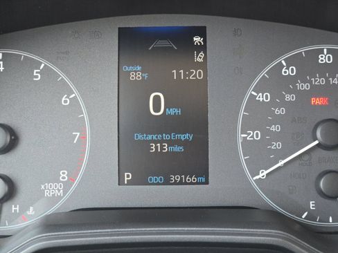 Used 2025 Toyota Corolla LE FWD image 24
