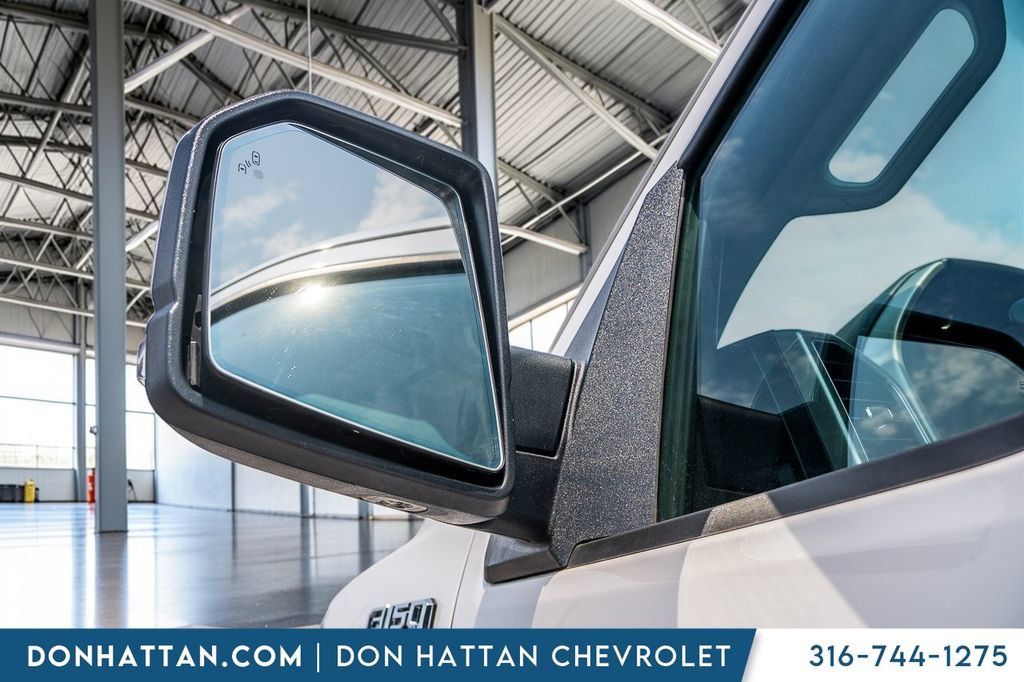 Used 2018 Ford F150 Lariat w/ Equipment Group 502A Luxury AWD/4WD image 37