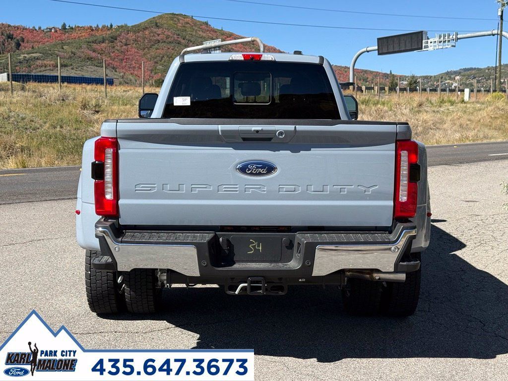 Used 2026 Ford F450 Lariat w/ FX4 Off-Road Package AWD/4WD image 4