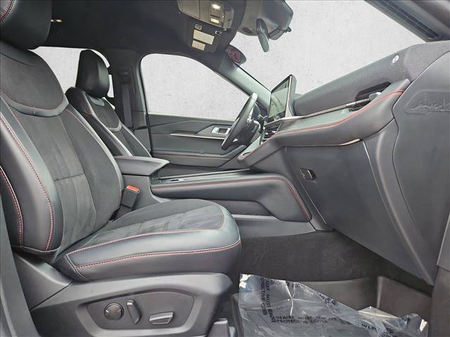 Used 2025 Ford Explorer ST AWD/4WD image 22