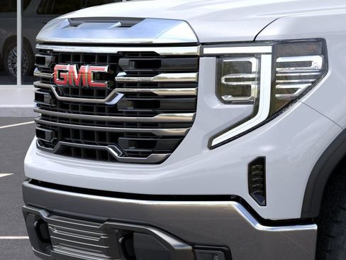 New 2026 GMC Sierra 1500 SLT w/ SLT Premium Package AWD/4WD image 13