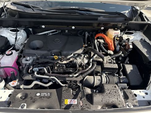 Used 2024 Toyota RAV4 XLE image 6